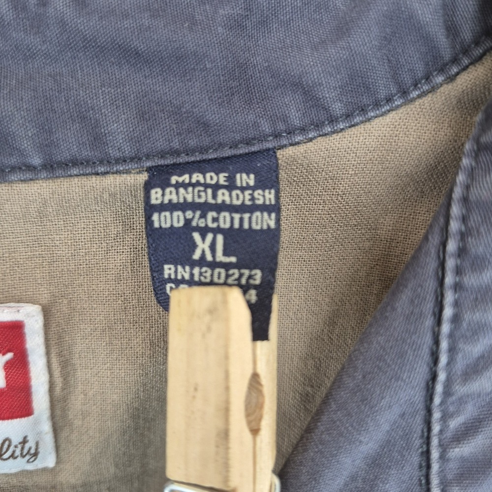 Wrangler Button Down Shirt Mens XL Navy Long Sleeve Cotton Workwear Pockets - Picture 5 of 5